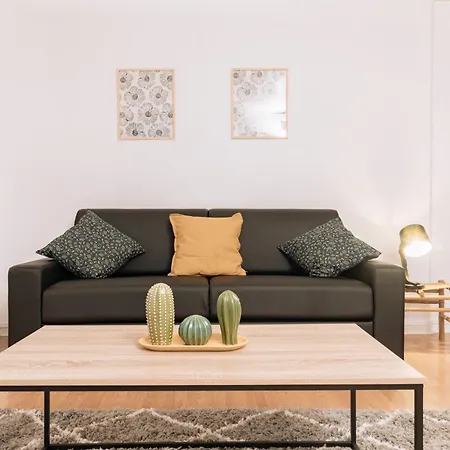 Contemporary 1bd Saint Lazare! Parigi